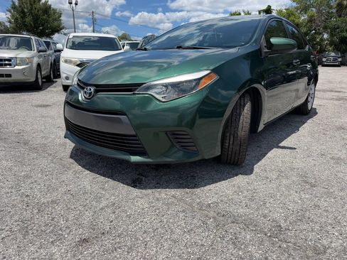 Used 2016 Toyota Corolla LE FWD image 3