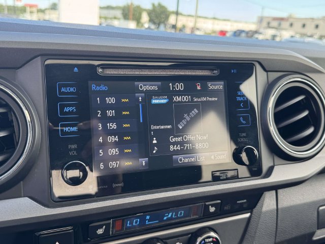 Used 2017 Toyota Tacoma TRD Sport w/ Premium & Technology Package AWD/4WD image 18