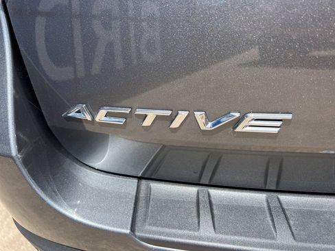 Used 2026 Ford Explorer Active RWD image 16