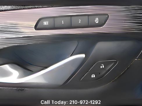 Used 2020 GMC Terrain SLT w/ Preferred Package image 18