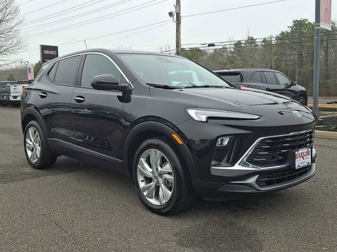 Certified 2024 Buick Encore GX Preferred w/ Comfort Package image 1