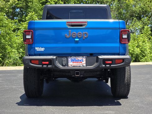 Used 2021 Jeep Gladiator Rubicon AWD/4WD image 18