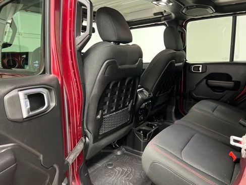 Used 2021 Jeep Wrangler Unlimited Rubicon w/ Cold Weather Group image 43