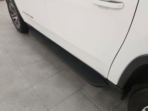 Used 2024 Jeep Wagoneer L Series II w/ Flexible Seating Group image 29