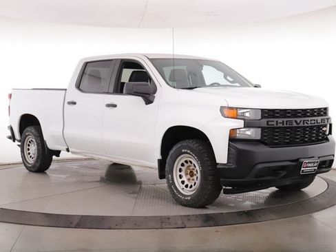 Used 2021 Chevrolet Silverado 1500 W/T w/ WT Convenience Package AWD/4WD image 2