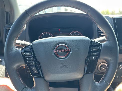 Used 2023 Nissan Frontier PRO-4X w/ Pro Convenience Package AWD/4WD image 20