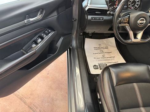 Used 2023 Nissan Altima 2.5 SR image 10