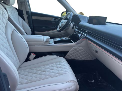 Used 2023 Genesis GV80 3.5T w/ Prestige Package image 15