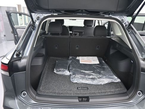 New 2026 Volkswagen Tiguan S AWD/4WD image 40