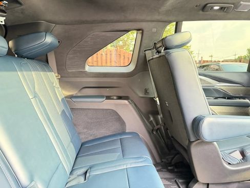 Used 2025 Cadillac Escalade IQ Sport 2 AWD/4WD image 33