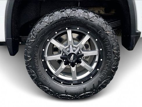 Used 2020 Chevrolet Silverado 2500 High Country w/ Technology Package image 34