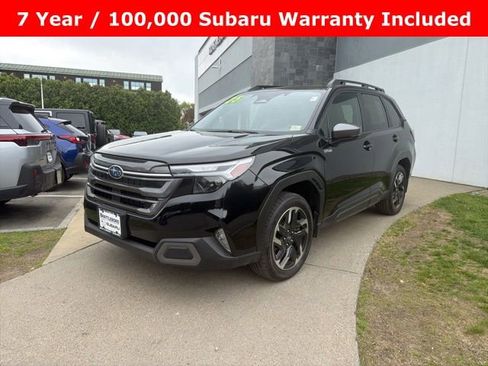 Certified 2025 Subaru Forester Limited AWD/4WD image 3