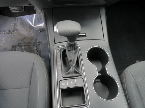 Used 2020 Kia Sorento LX image 26