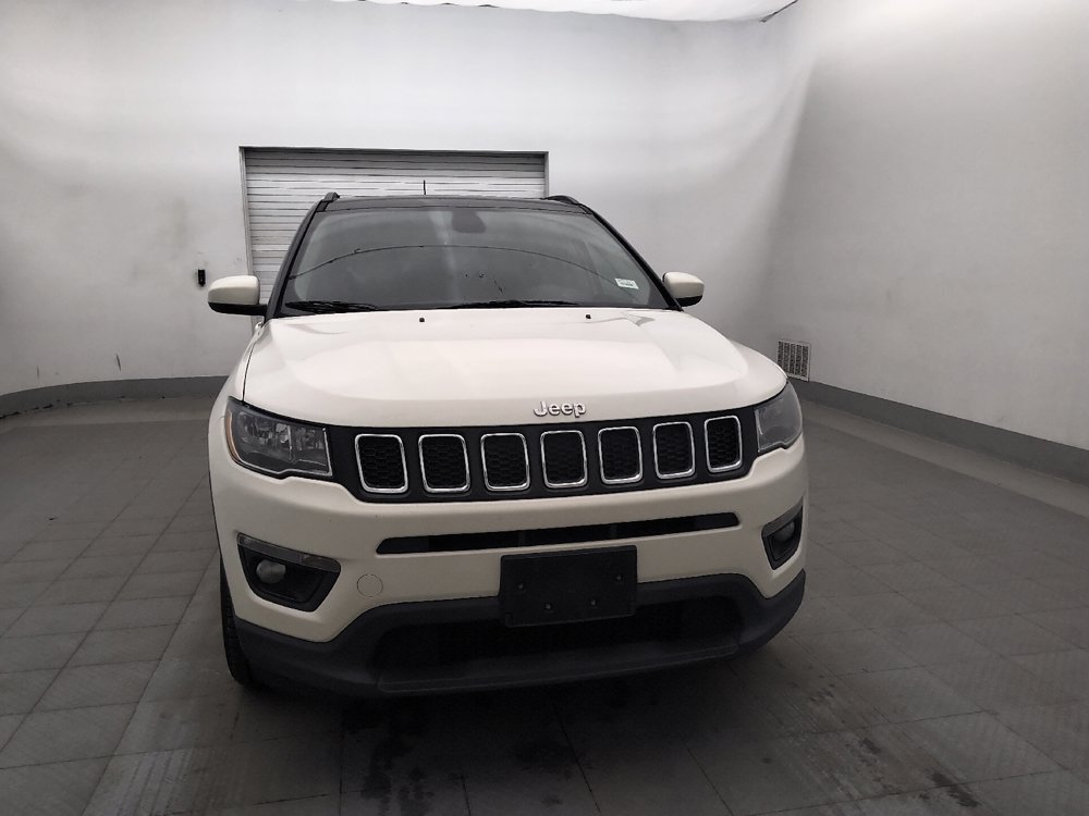 Used 2019 Jeep Compass Latitude w/ Popular Equipment Group AWD/4WD image 14