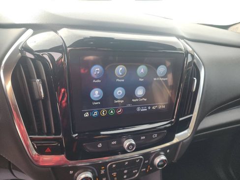 Used 2022 Chevrolet Traverse Premier AWD/4WD image 14
