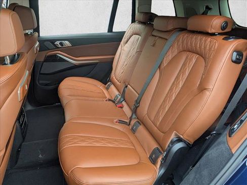 Certified 2026 BMW X7 xDrive40i image 16