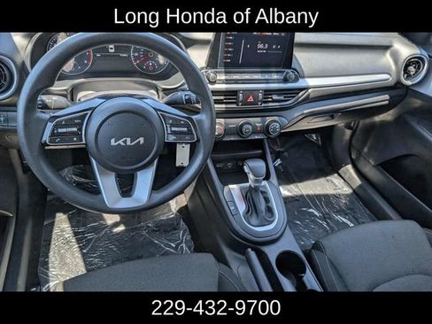 Used 2024 Kia Forte LXS FWD image 17