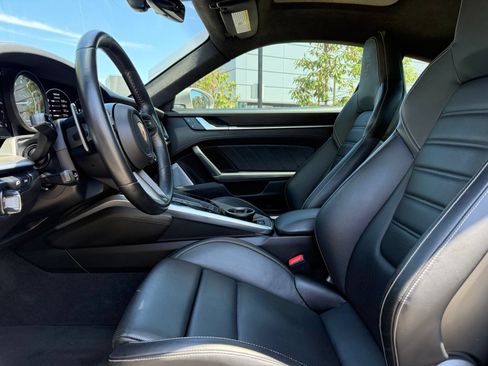 Certified 2022 Porsche 911 Turbo S AWD/4WD image 13