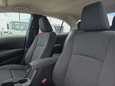 Used 2024 Toyota Corolla LE FWD image 24