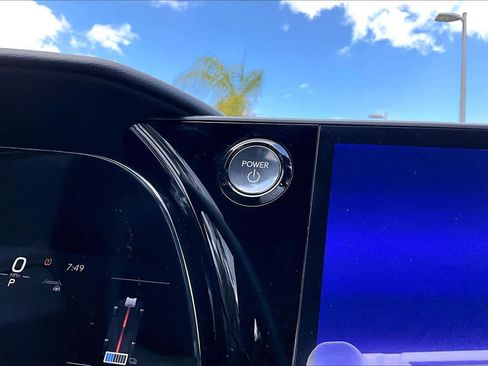 Used 2024 Lexus TX 500h F SPORT Premium w/ Technology Package image 34