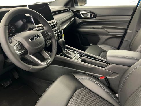 New 2026 Jeep Compass Latitude AWD/4WD image 15