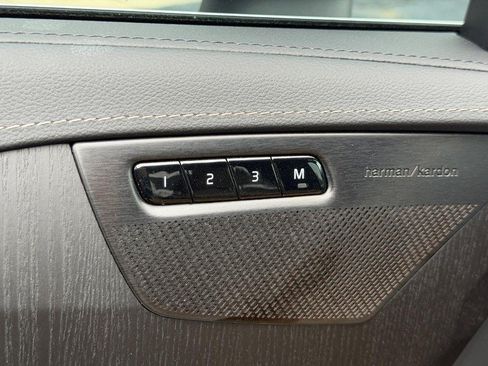 Certified 2024 Volvo XC90 B6 Ultimate w/ Lounge Package AWD/4WD image 17