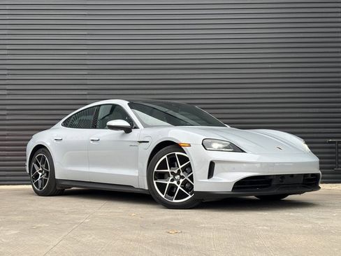 Certified 2025 Porsche Taycan image 9