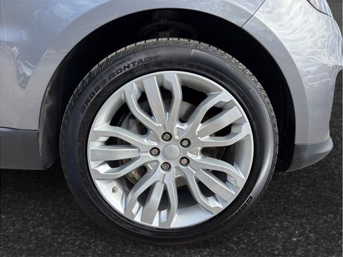 Used 2020 Land Rover Range Rover Sport SE image 13