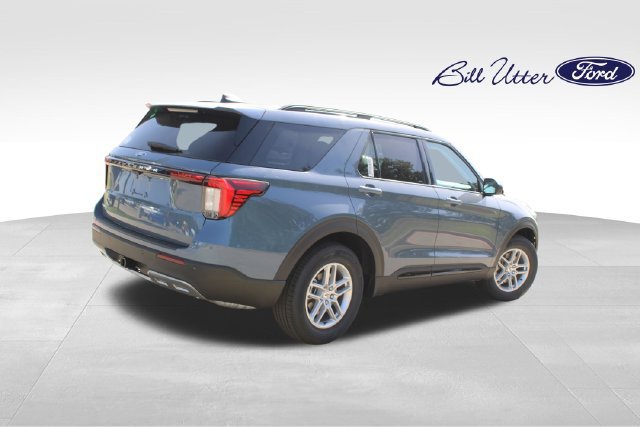 New 2026 Ford Explorer Active w/ Active Comfort Package RWD image 3