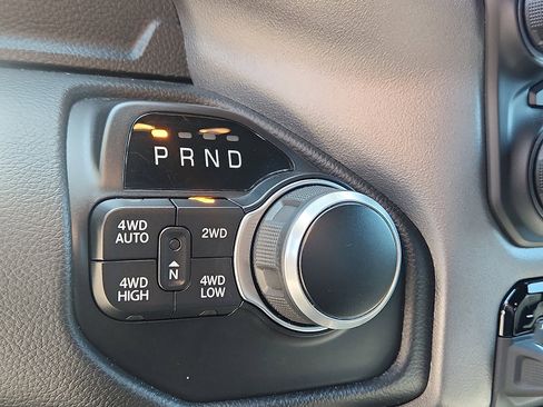 Used 2021 RAM 1500 Big Horn AWD/4WD image 14