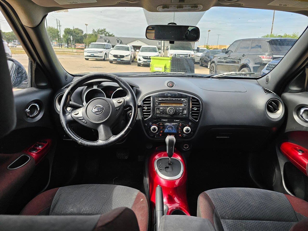 Used 2014 Nissan Juke SV FWD image 10