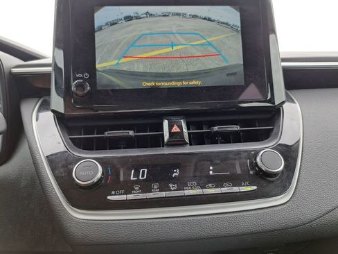 Used 2024 Toyota Corolla LE image 11