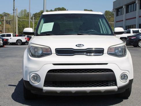 Used 2019 Kia Soul + image 2