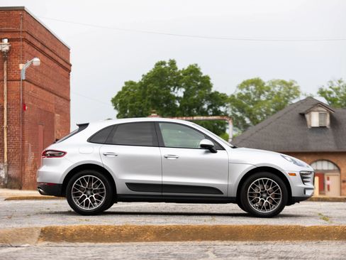 Used 2018 Porsche Macan S AWD/4WD image 8