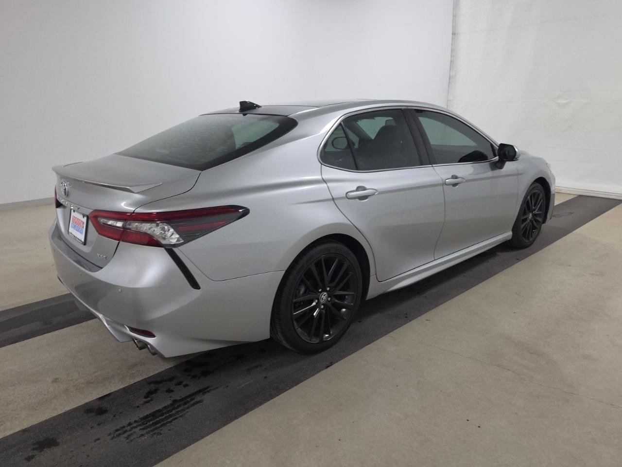 Used 2021 Toyota Camry XSE w/ Navigation Package FWD image 6