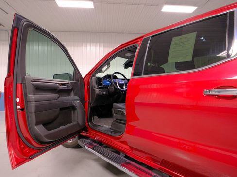 Used 2023 GMC Sierra 1500 SLT w/ SLT Premium Plus Package image 25