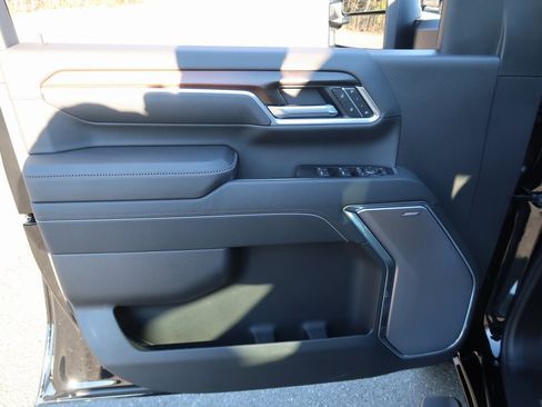 New 2026 GMC Sierra 3500 Denali w/ Denali Reserve Package image 11