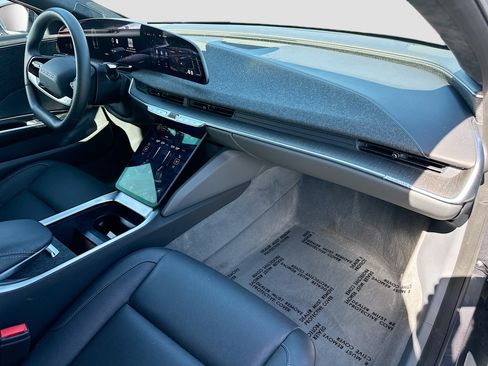 Used 2023 Lucid Air Pure AWD/4WD image 28