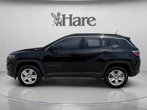 Used 2022 Jeep Compass Latitude AWD/4WD image 2