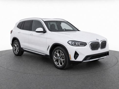 Used 2023 BMW X3 sDrive30i w/ Convenience Package RWD image 2