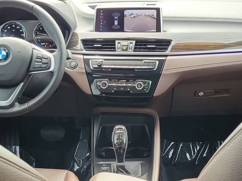 Used 2022 BMW X1 xDrive28i w/ Premium Package AWD/4WD image 17