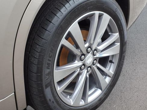 Certified 2023 Cadillac XT6 Premium Luxury AWD/4WD image 9