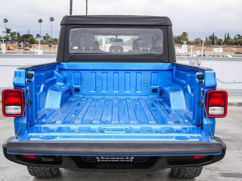 Used 2022 Jeep Gladiator Sport AWD/4WD image 28