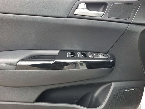 Used 2020 Kia Sportage EX w/ Option Group 15 image 13