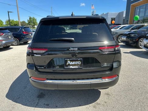 Used 2023 Jeep Grand Cherokee Limited AWD/4WD image 8