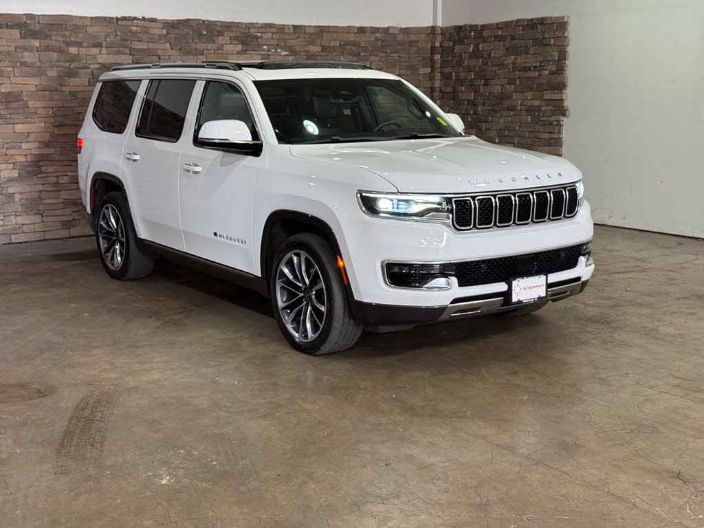 Used 2022 Jeep Wagoneer Series III w/ Premium Group I AWD/4WD image 3
