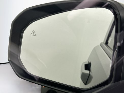 Used 2024 Hyundai Santa Fe SEL FWD image 16