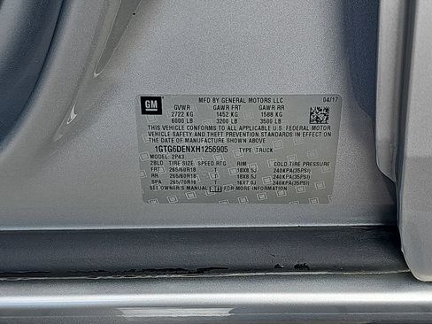 Used 2017 GMC Canyon SLT w/ Driver Alert Package image 38