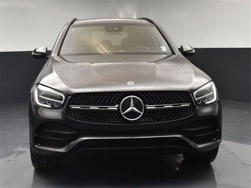 Used 2022 Mercedes-Benz GLC 300 image 4