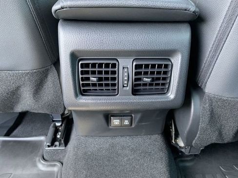 Used 2025 Toyota Camry XSE FWD image 33